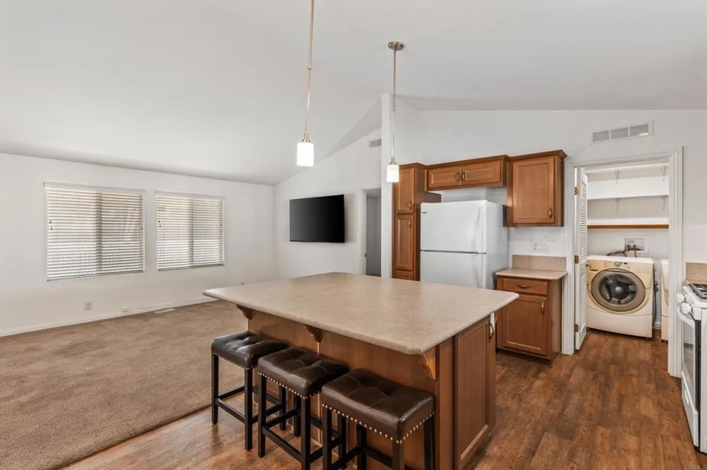 1401 El Norte Parkway #100 San Marcos, CA 92069