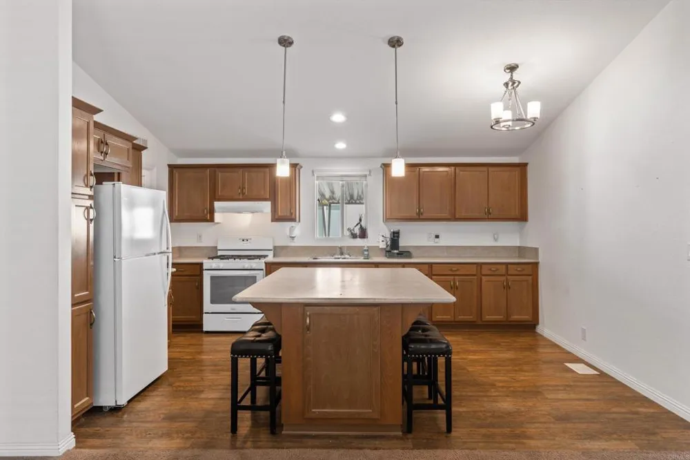 1401 El Norte Parkway #100 San Marcos, CA 92069