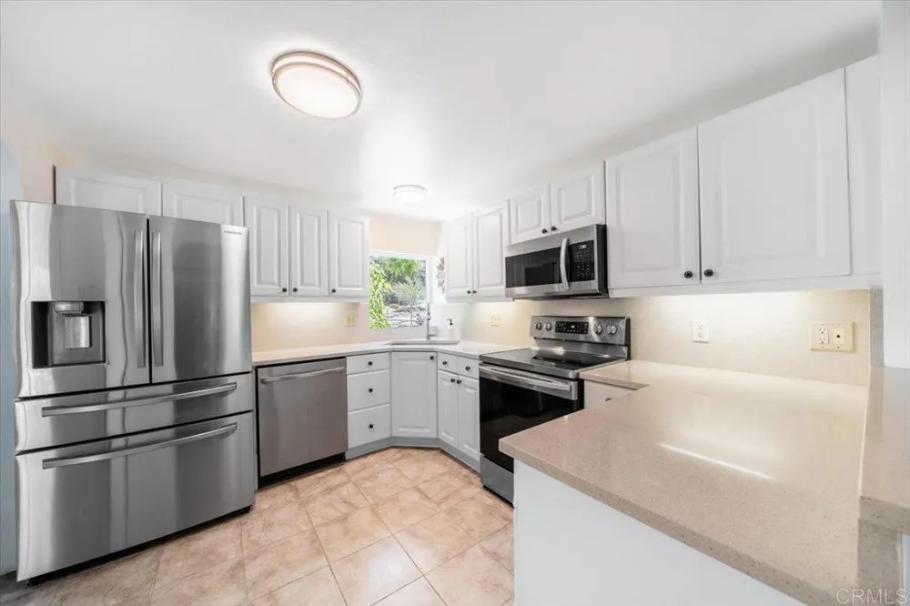 17255 Rockhouse Road Ramona, CA 92065