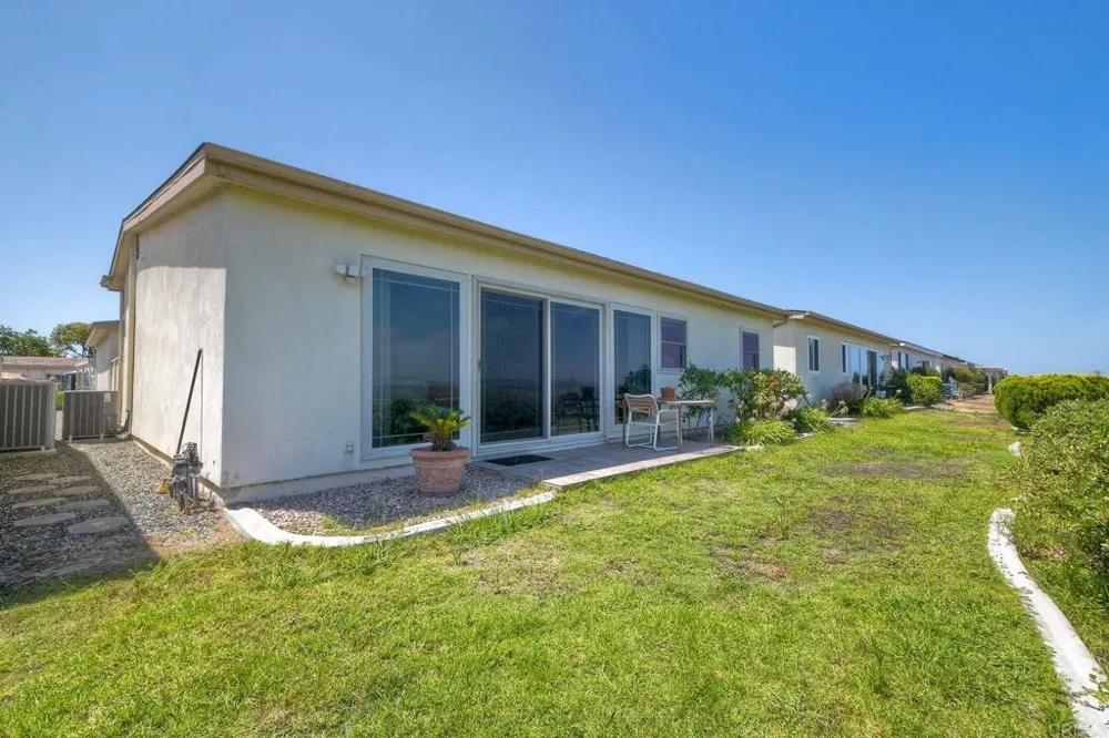 3902 Vista Campana #25 Oceanside, CA 92057
