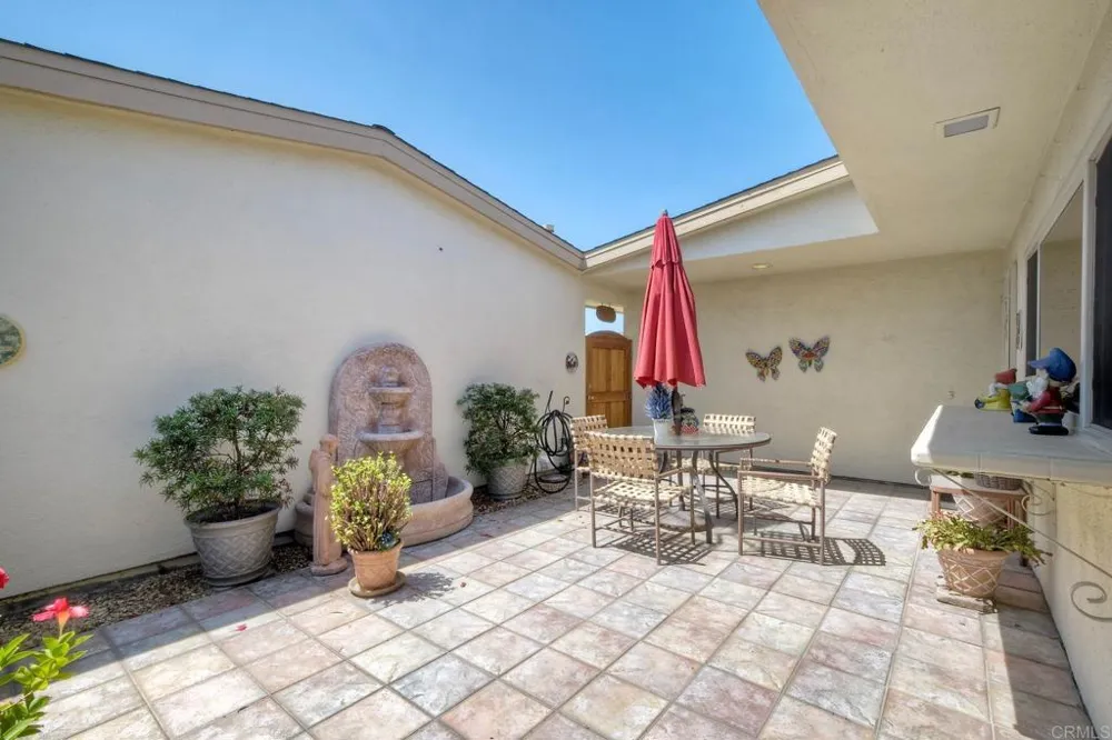 3902 Vista Campana #25 Oceanside, CA 92057