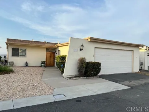 3902 Vista Campana #25