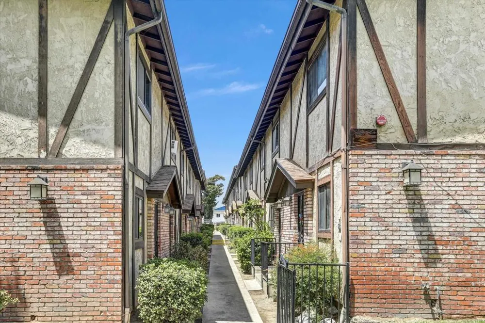 1628 Presioca Street #23 Spring Valley, CA 91977
