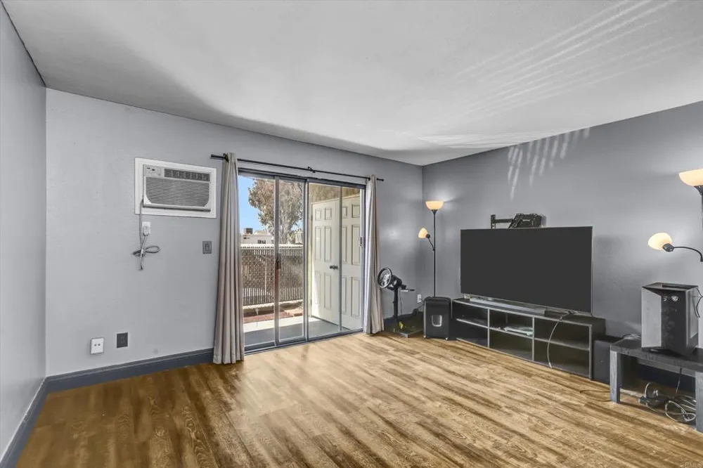 1628 Presioca Street #23 Spring Valley, CA 91977