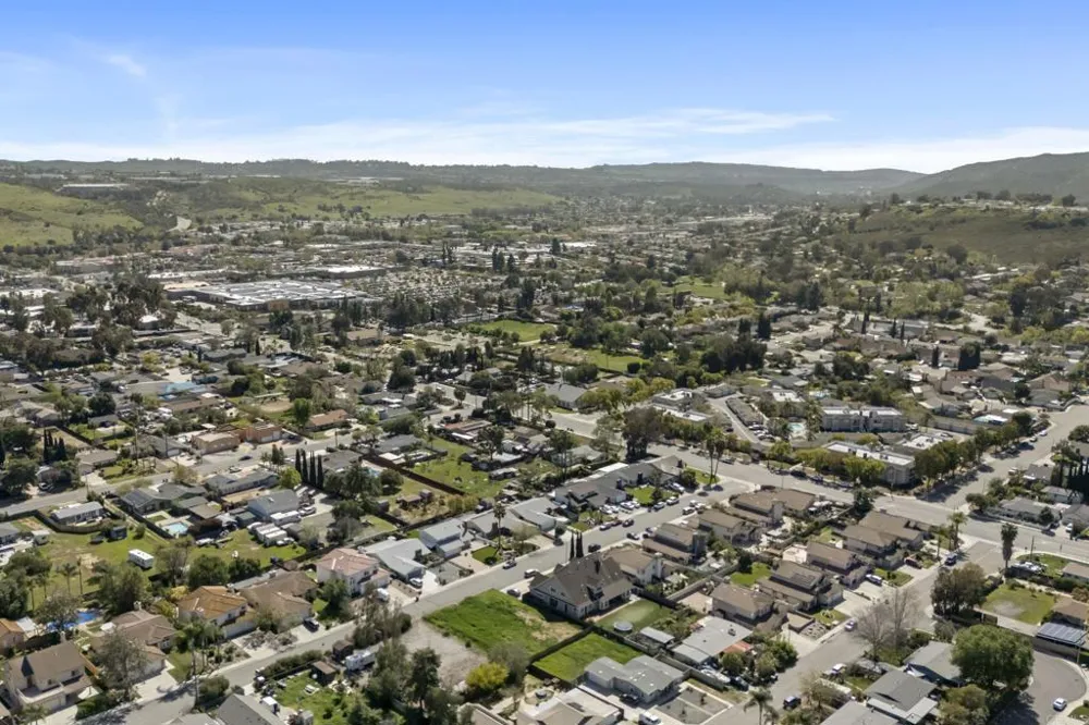 13646 Janette Lane Poway, CA 92064