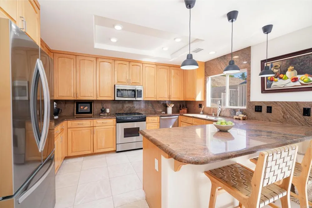 7564 Romeria St Carlsbad, CA 92009