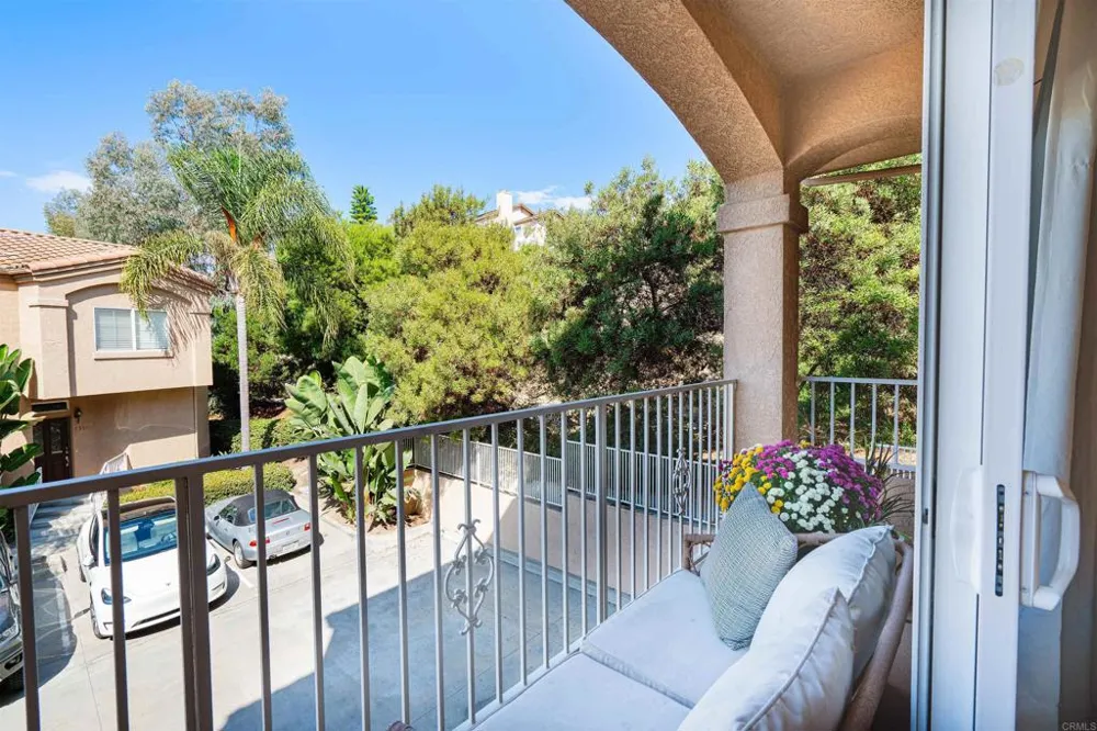 7564 Romeria St Carlsbad, CA 92009