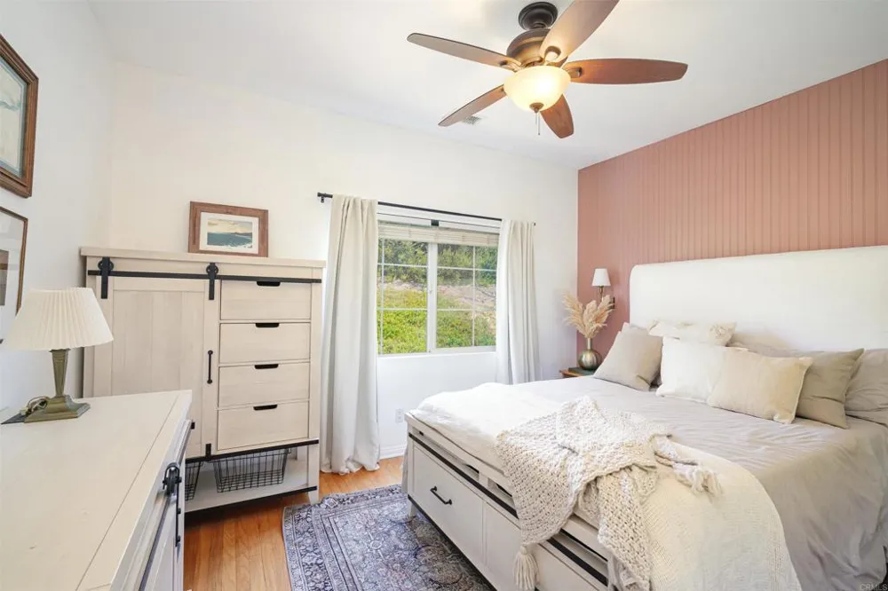 7564 Romeria St Carlsbad, CA 92009