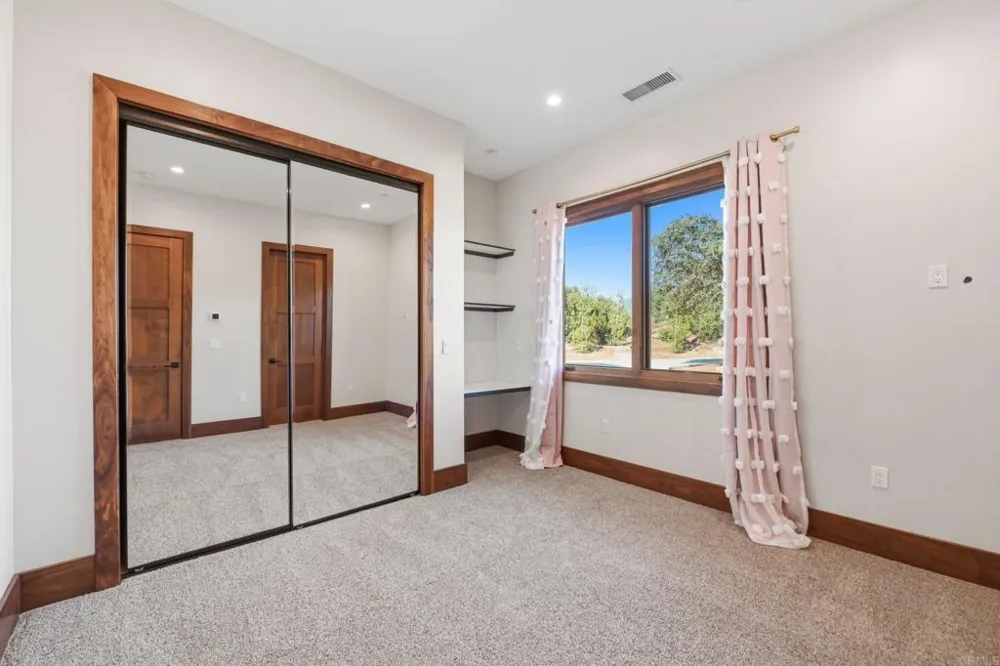 19576 Paradise Mountain Road Valley Center, CA 92082