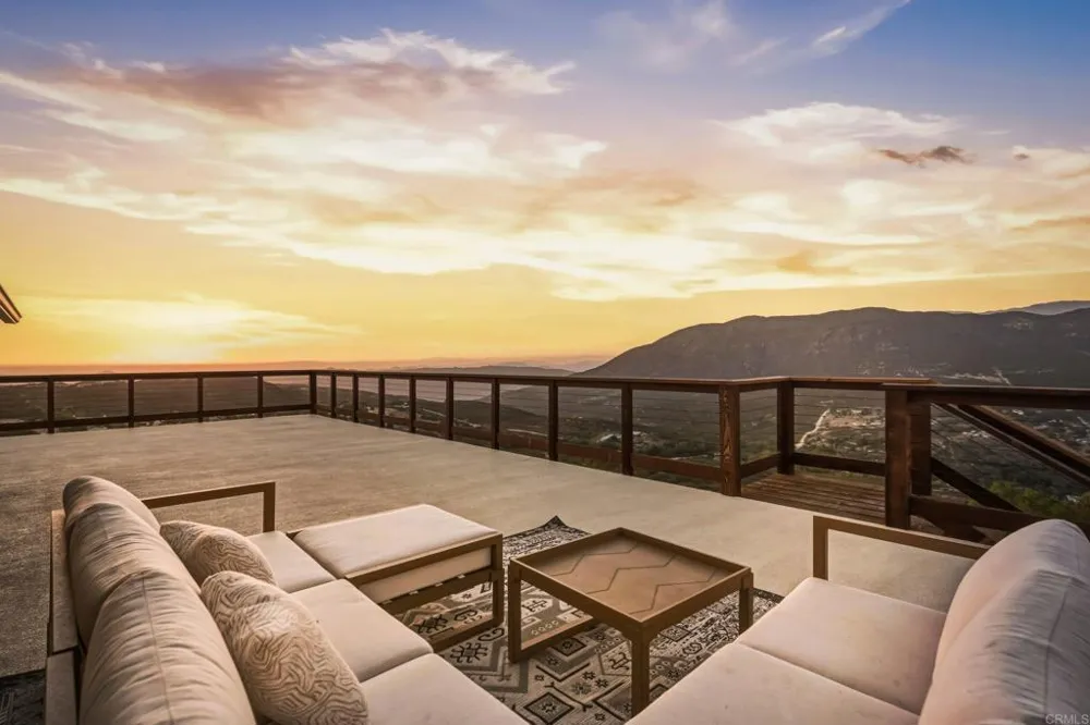 19576 Paradise Mountain Road Valley Center, CA 92082