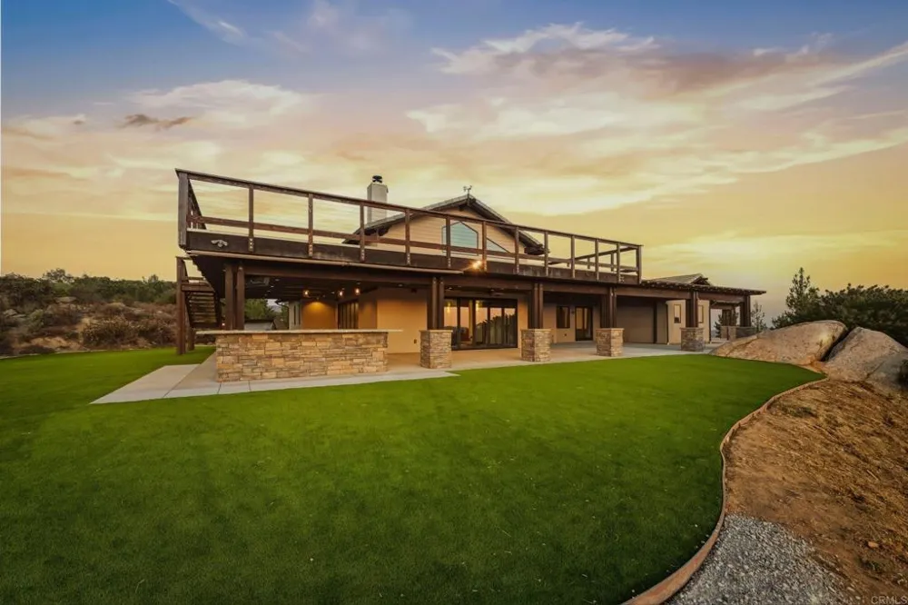 19576 Paradise Mountain Road Valley Center, CA 92082