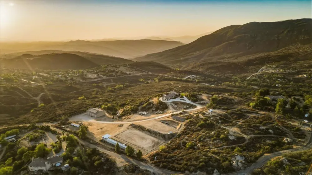 19576 Paradise Mountain Road Valley Center, CA 92082
