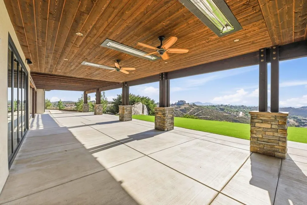 19576 Paradise Mountain Road Valley Center, CA 92082