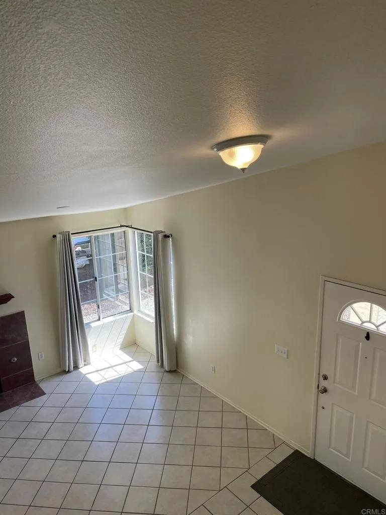 326 Old Stage Court Fallbrook, CA 92028