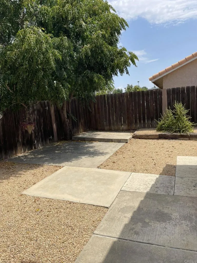 326 Old Stage Court Fallbrook, CA 92028
