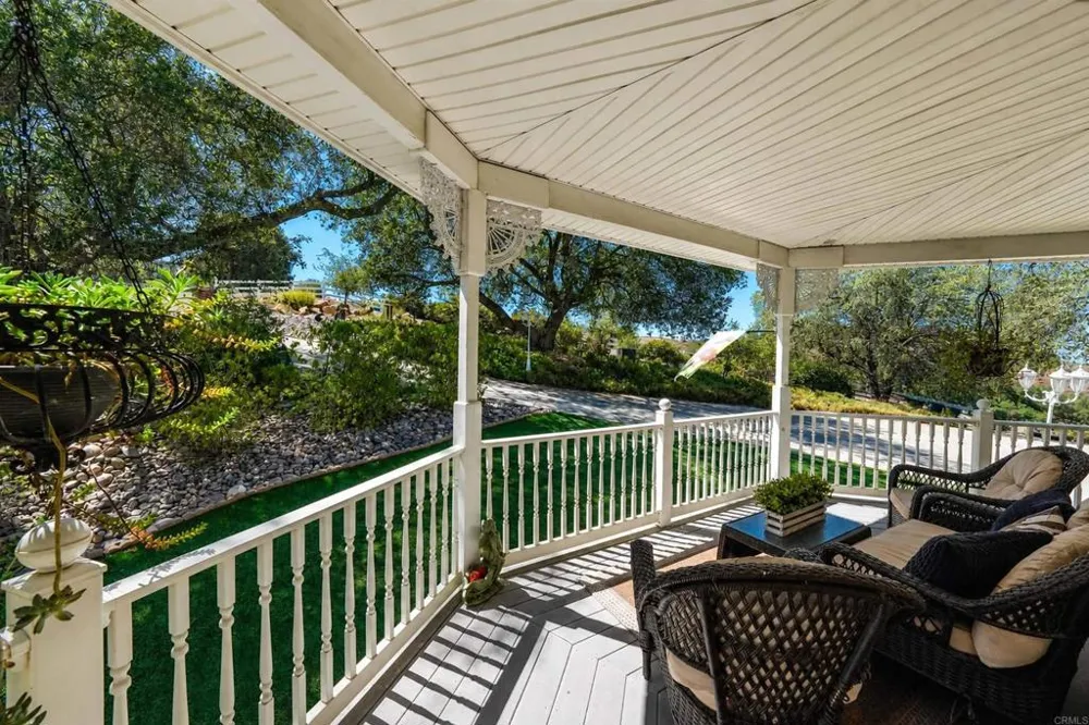 24665 Rancho Santa Teresa Drive Ramona, CA 92065