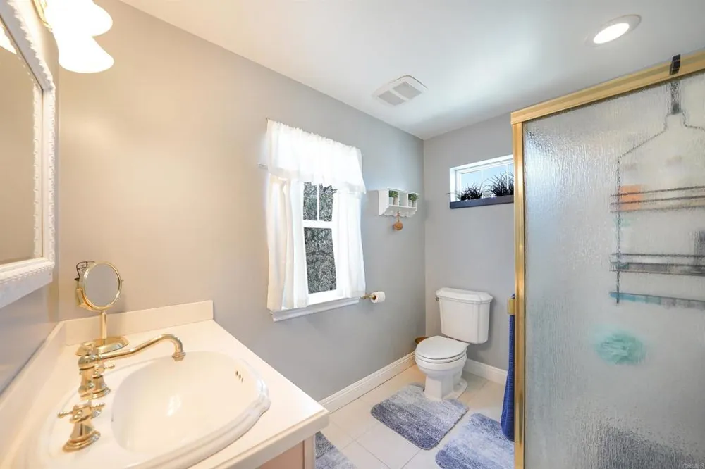 24665 Rancho Santa Teresa Drive Ramona, CA 92065