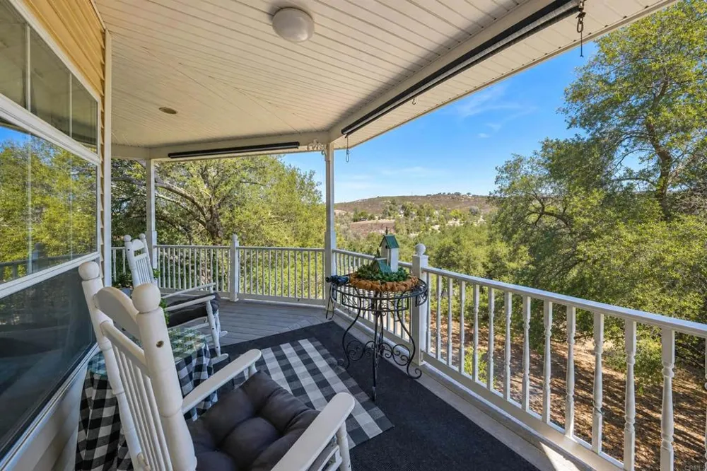 24665 Rancho Santa Teresa Drive Ramona, CA 92065