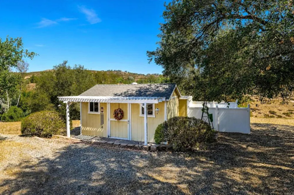 24665 Rancho Santa Teresa Drive Ramona, CA 92065