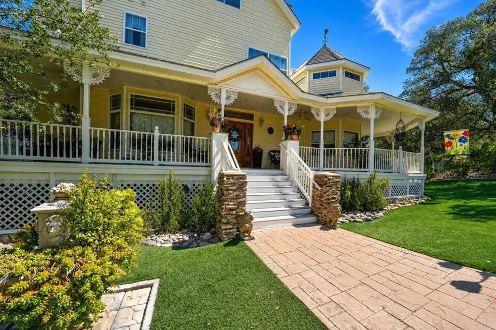 24665 Rancho Santa Teresa Drive Ramona, CA 92065
