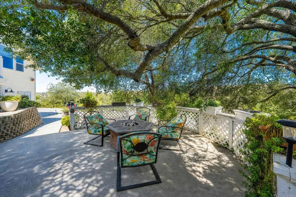 24665 Rancho Santa Teresa Drive Ramona, CA 92065