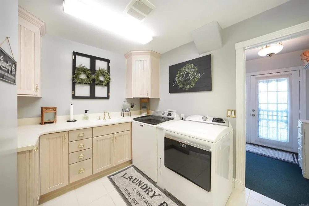 24665 Rancho Santa Teresa Drive Ramona, CA 92065