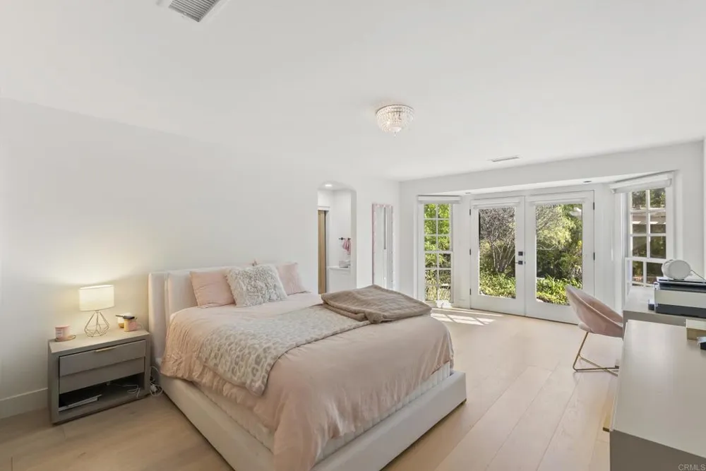 5427 La Crescenta Rancho Santa Fe, CA 92067