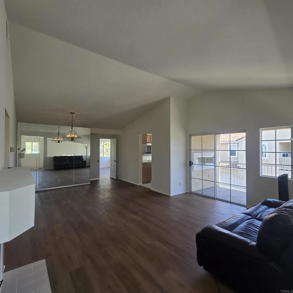 2313 Paseo Circulo Tustin, CA 92782