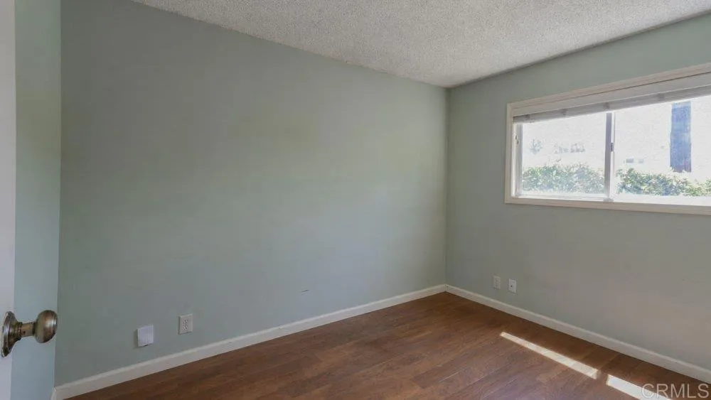 5174 Acuna Street San Diego, CA 92117