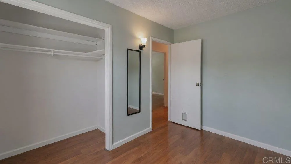 5174 Acuna Street San Diego, CA 92117