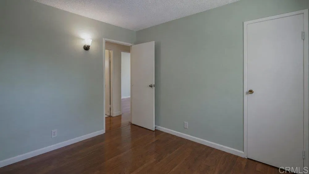 5174 Acuna Street San Diego, CA 92117