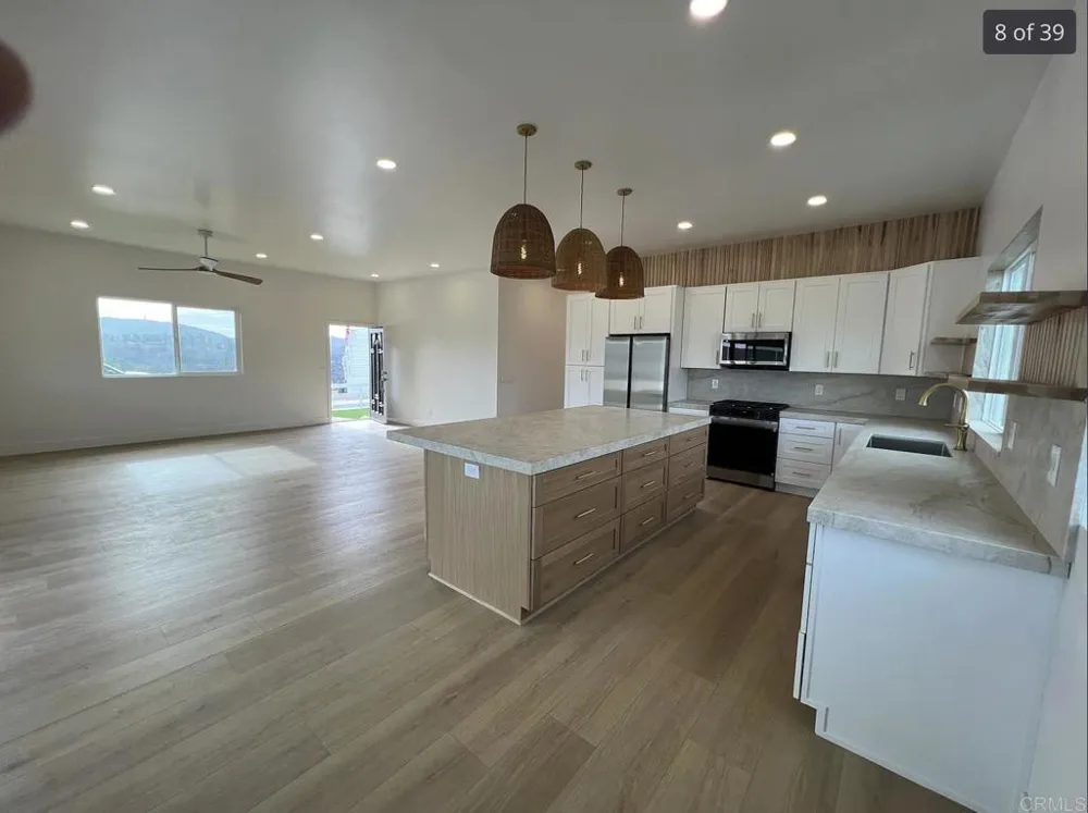1533 Avohill Drive Bonsall, CA 92003