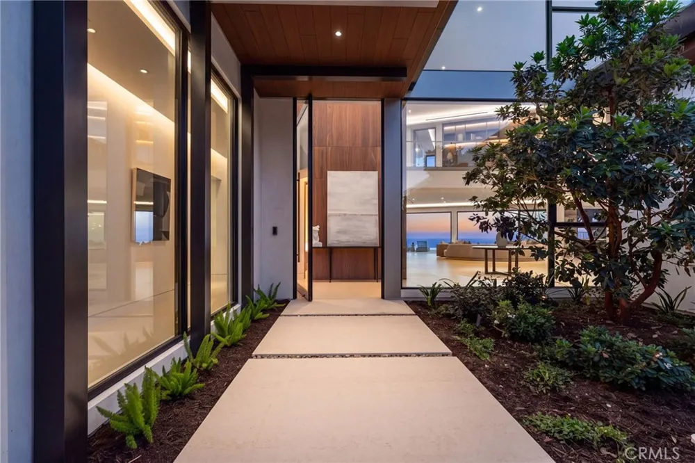2711 Ebbtide Road Corona del Mar, CA 92625