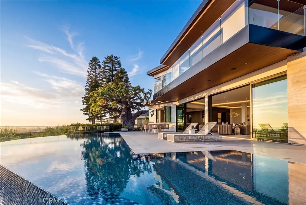 2711 Ebbtide Road Corona del Mar, CA 92625