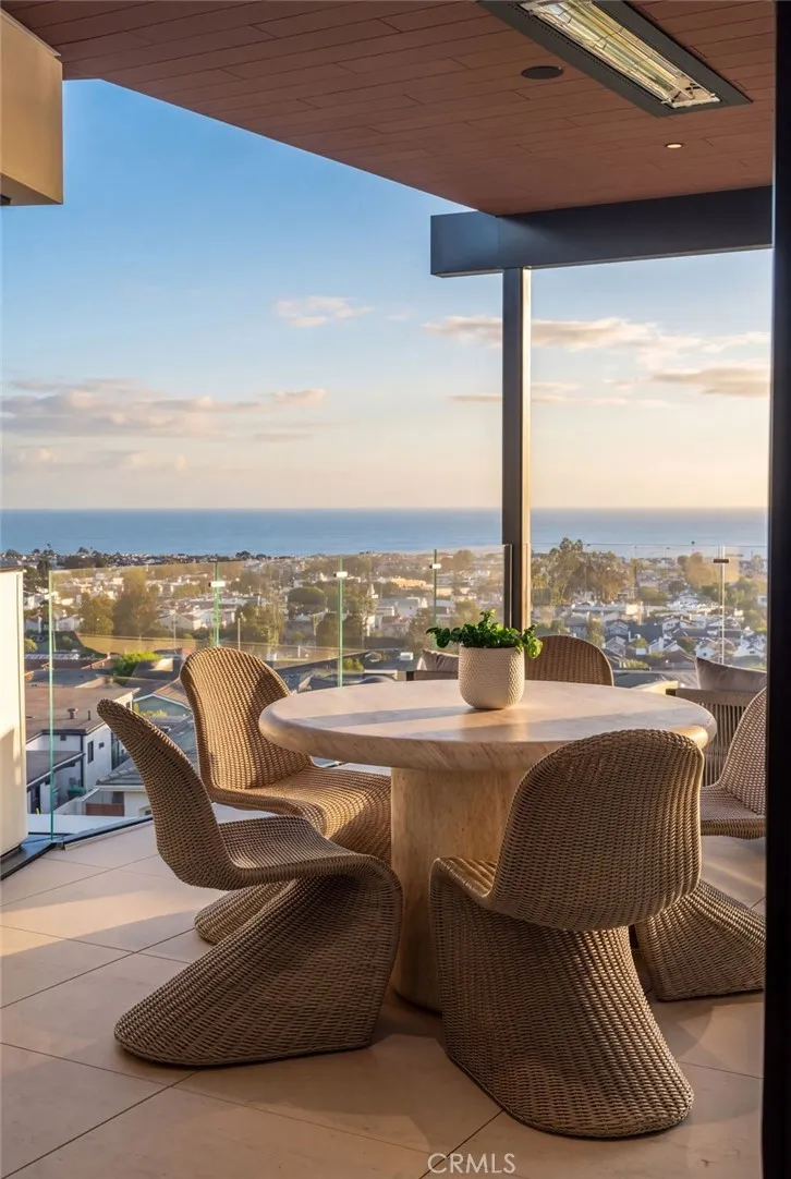 2711 Ebbtide Road Corona del Mar, CA 92625