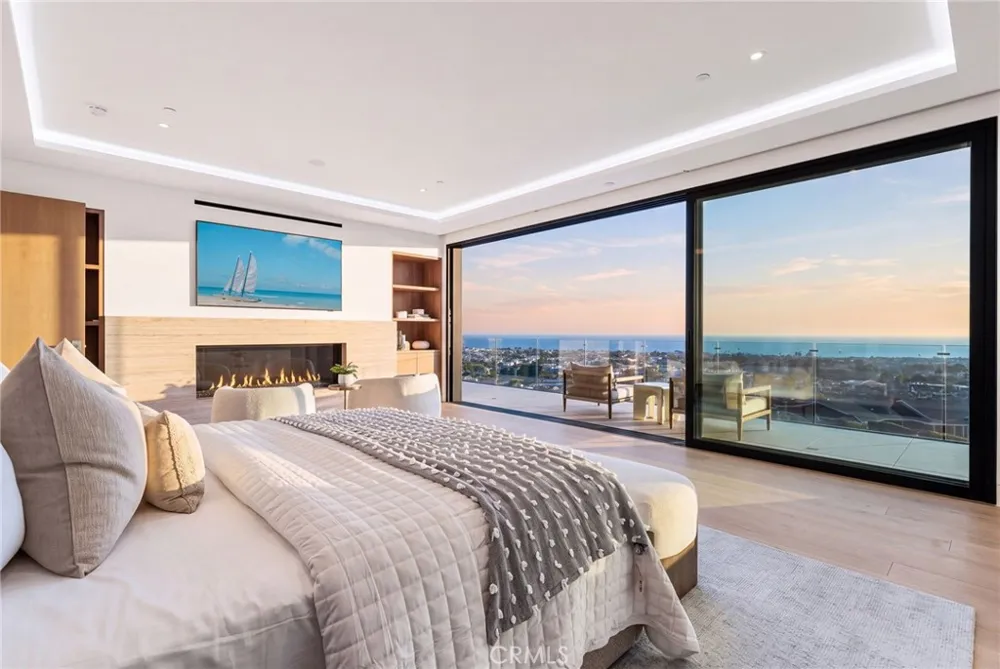 2711 Ebbtide Road Corona del Mar, CA 92625