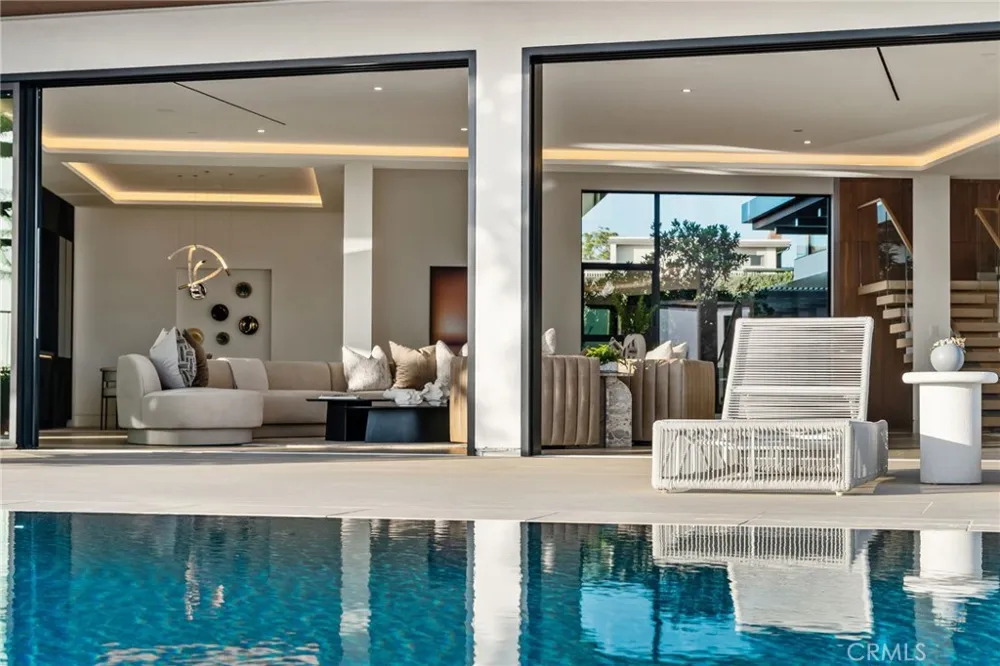 2711 Ebbtide Road Corona del Mar, CA 92625