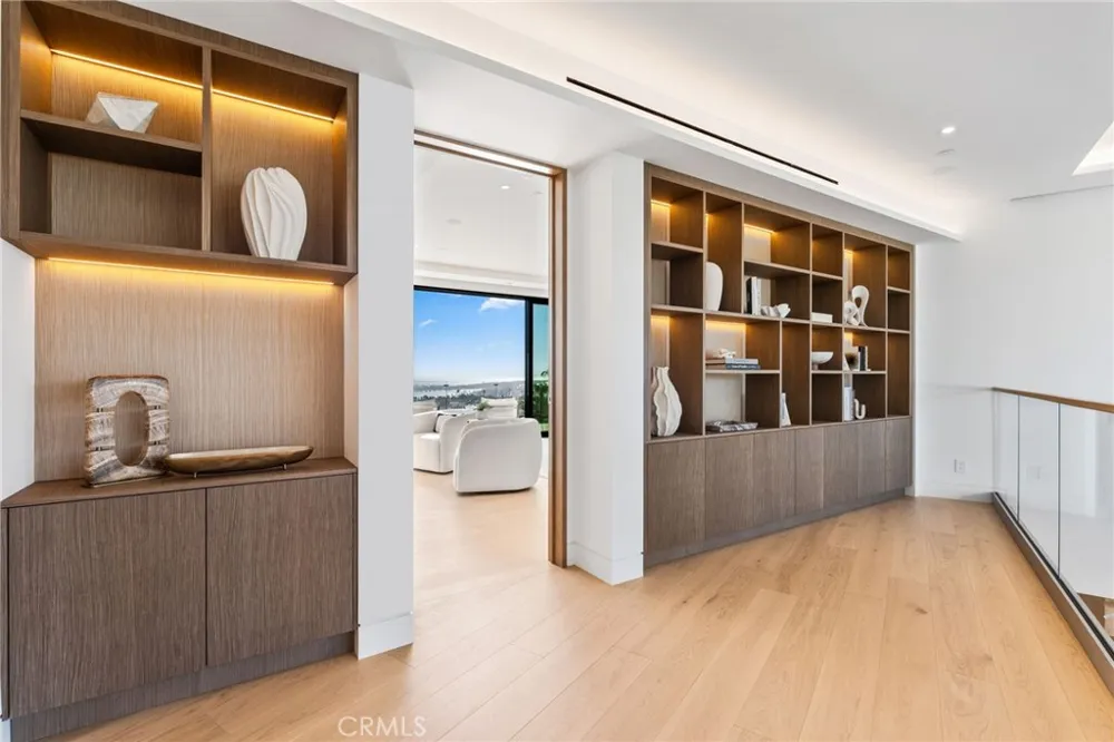2711 Ebbtide Road Corona del Mar, CA 92625