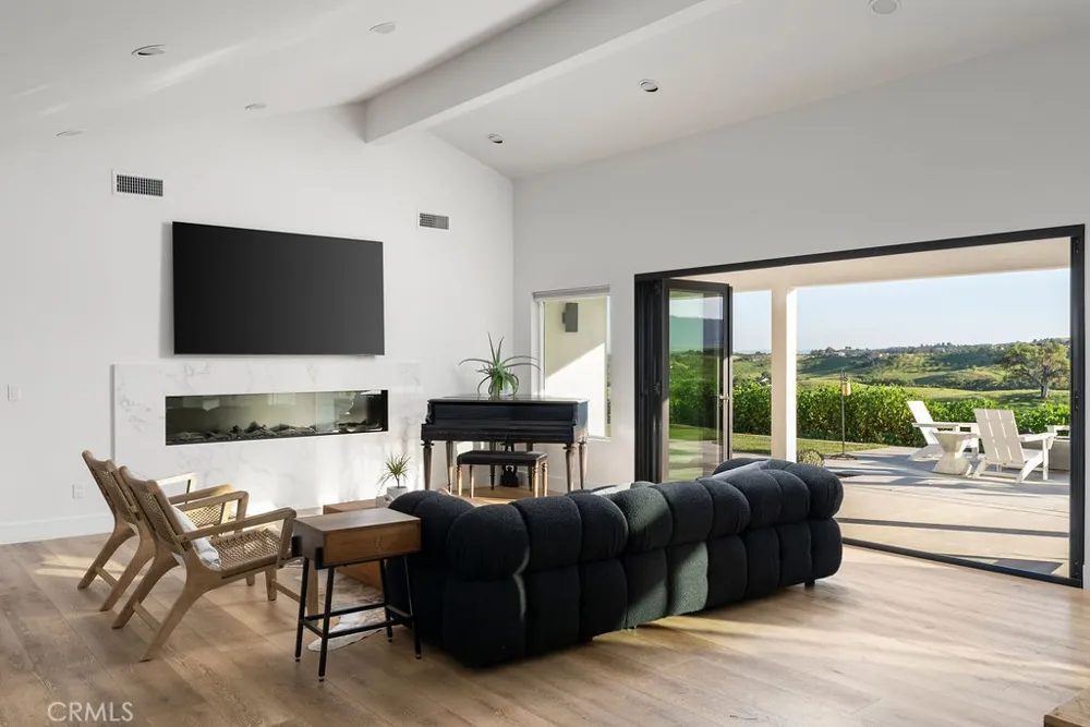 35 Wellsona Road Paso Robles, CA 93446