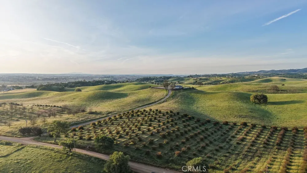 35 Wellsona Road Paso Robles, CA 93446