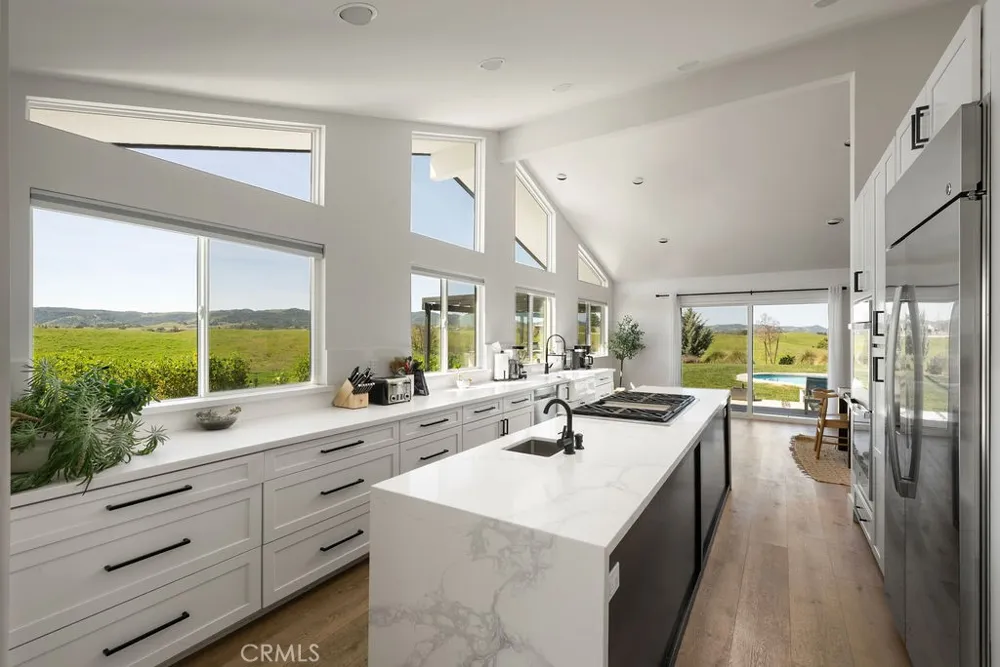 35 Wellsona Road Paso Robles, CA 93446