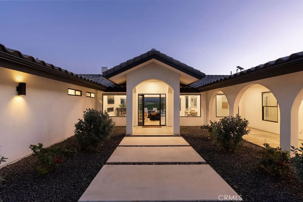 35 Wellsona Road Paso Robles, CA 93446