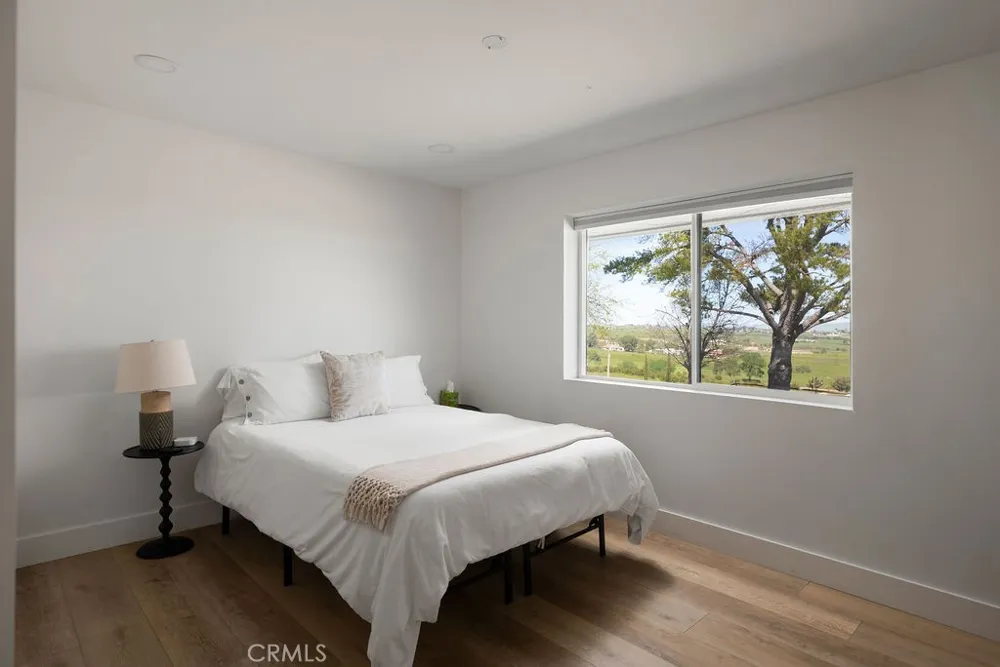 35 Wellsona Road Paso Robles, CA 93446