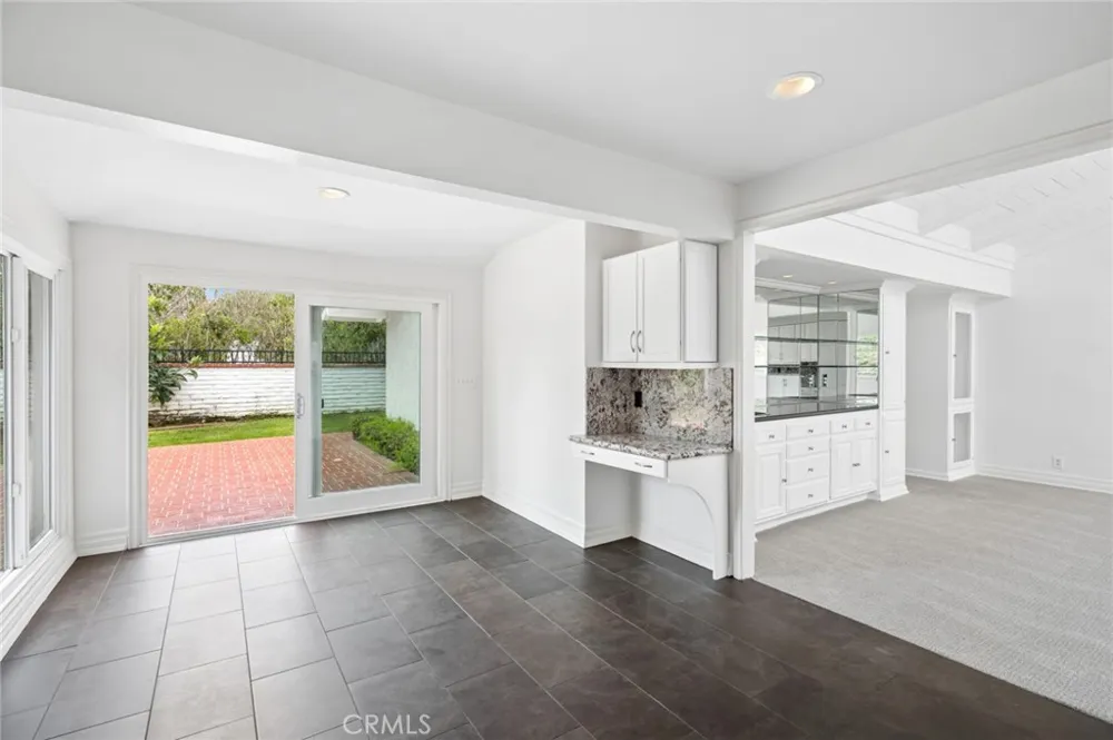 17 Pinehurst Newport Beach, CA 92660