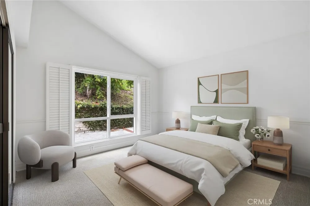 17 Pinehurst Newport Beach, CA 92660