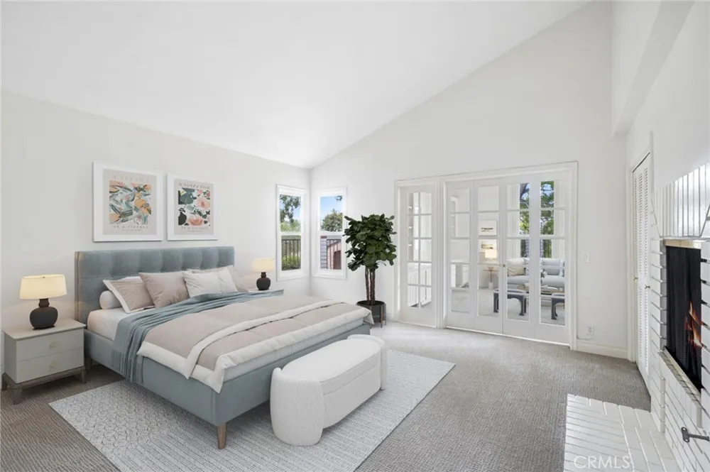 17 Pinehurst Newport Beach, CA 92660