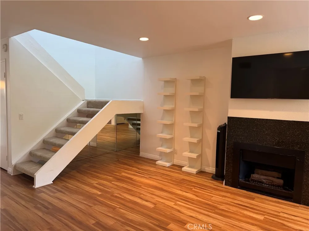 16 Sand Dollar Court Newport Beach, CA 92663