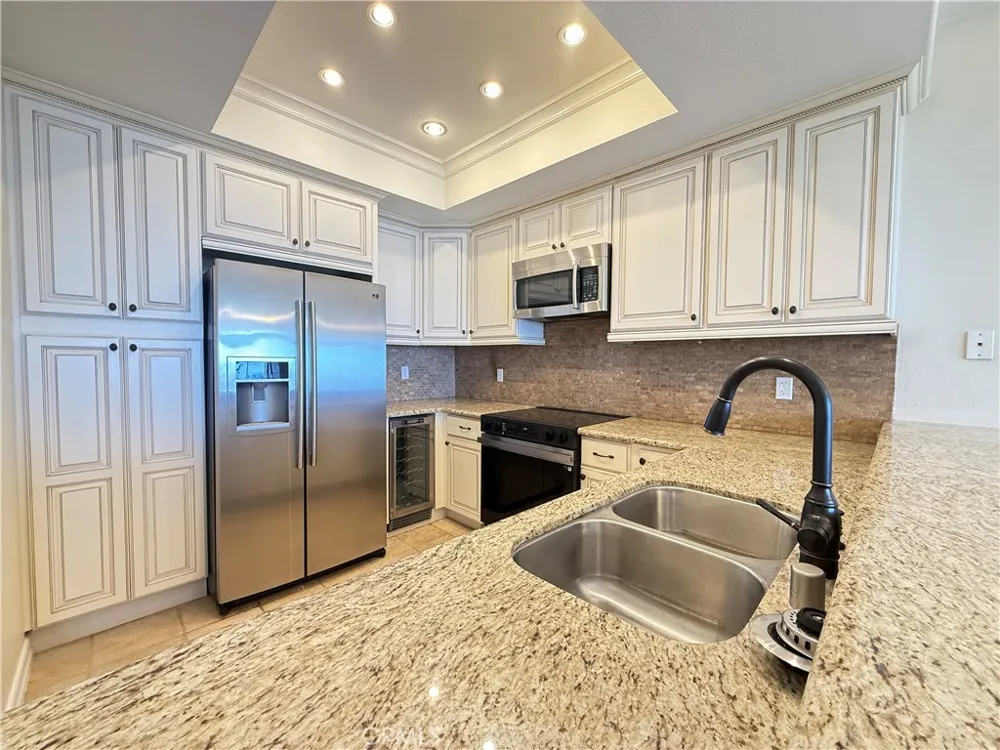 200 Paris #210 Newport Beach, CA 92663