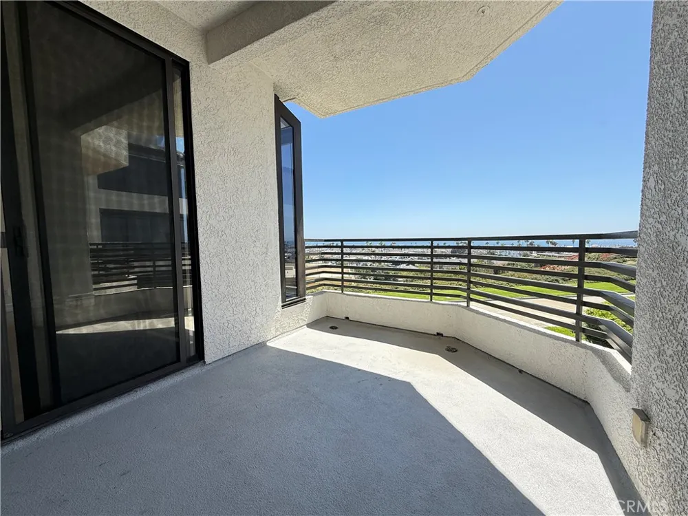 200 Paris #210 Newport Beach, CA 92663