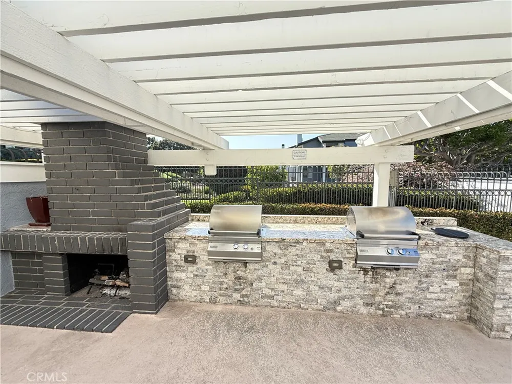 200 Paris #210 Newport Beach, CA 92663